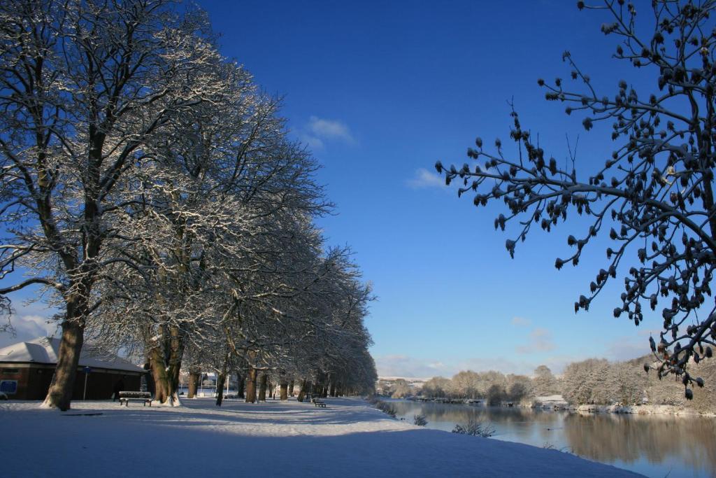 Ty Carreg Bed & Breakfast Llanwrtyd Wells ภายนอก รูปภาพ